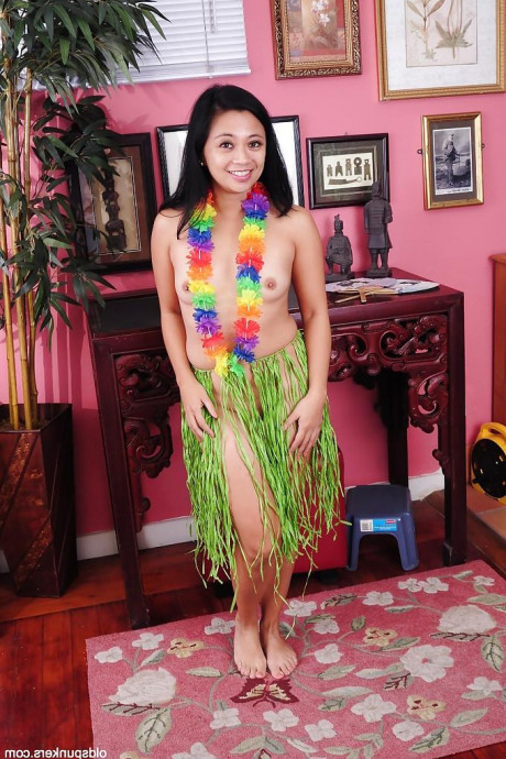 Зрелая азиатка картинка 15